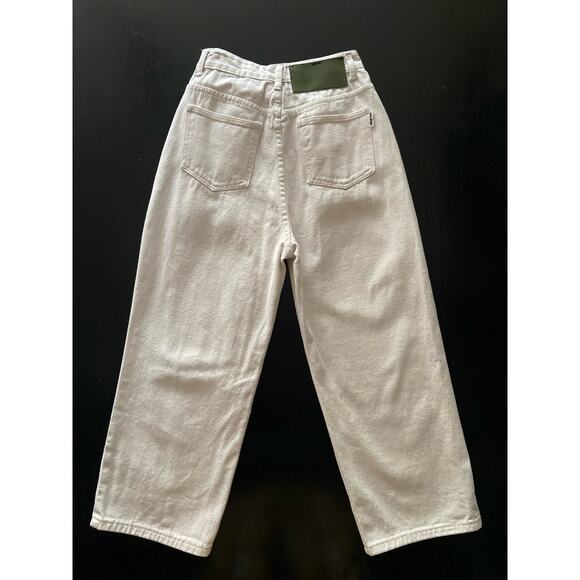 FUZZYKON White Distressed Wide Leg Denim Jeans sz M (24w) - Picture 7 of 12
